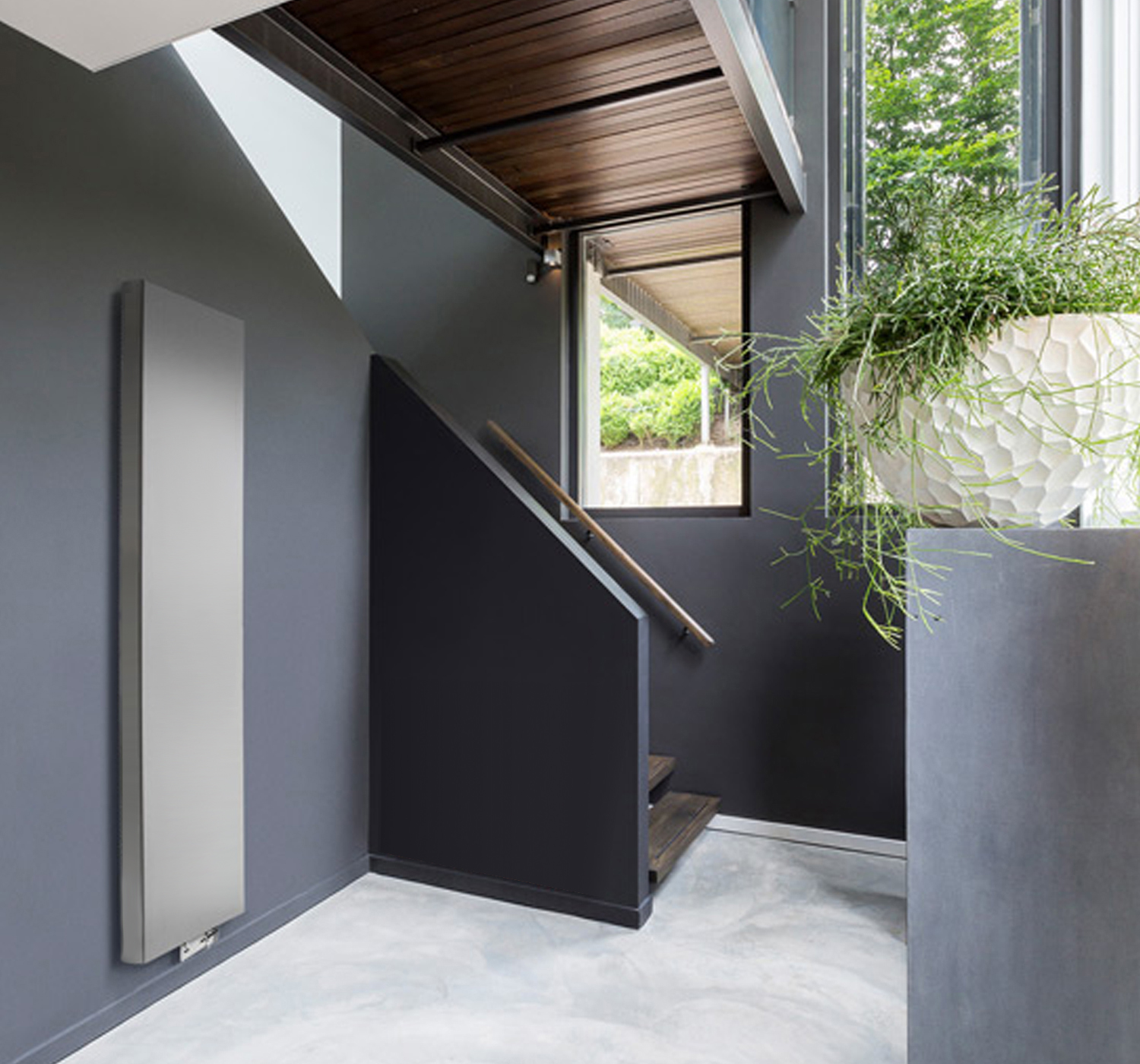 Plain vertical radiator